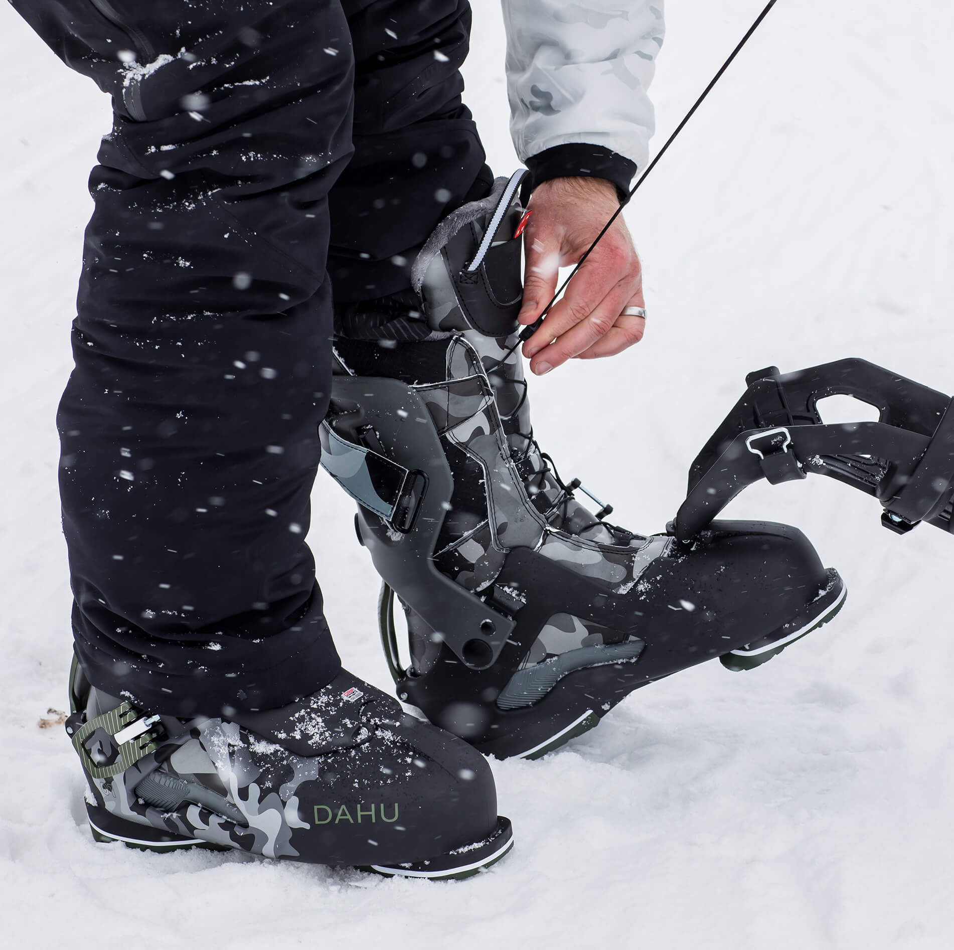 Men's Ecorce 01 Basalt Black - Green Camo - Image 11